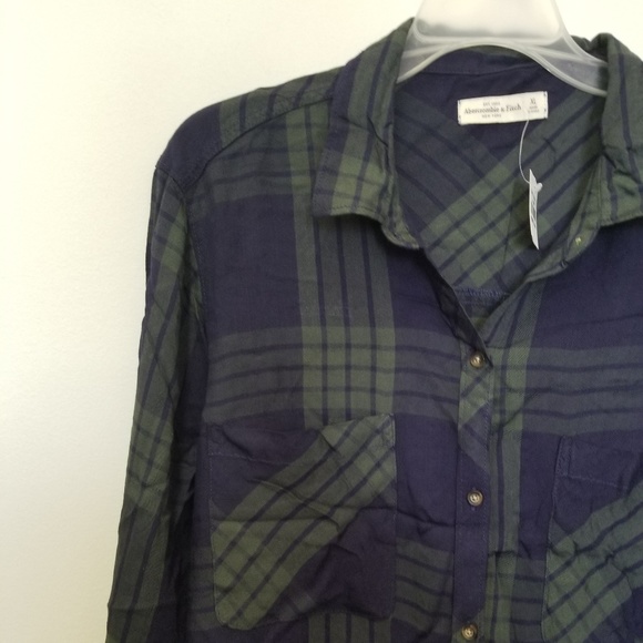 COPY - Abercrombie & Fitch Plaid Pocket Shirt, size XL - Picture 4 of 7